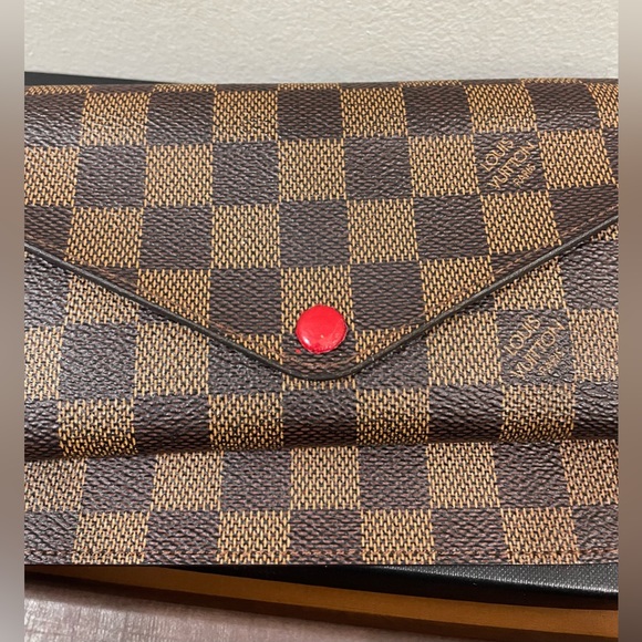 Sold‼️‼️LV DE Long Wallet with insert♥️ - Picture 5 of 16